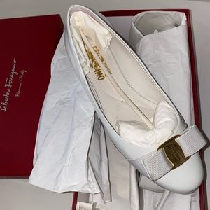 Salvatore ferragamo ballerina flats authentic